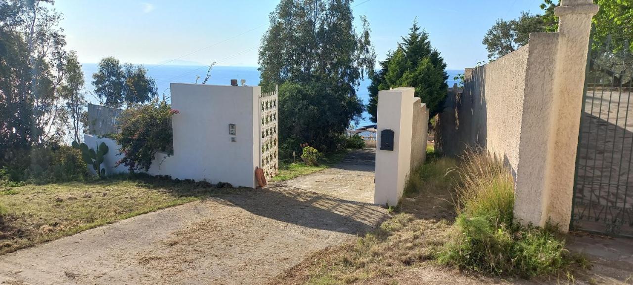 Casa Scirocco Villa Messina Esterno foto